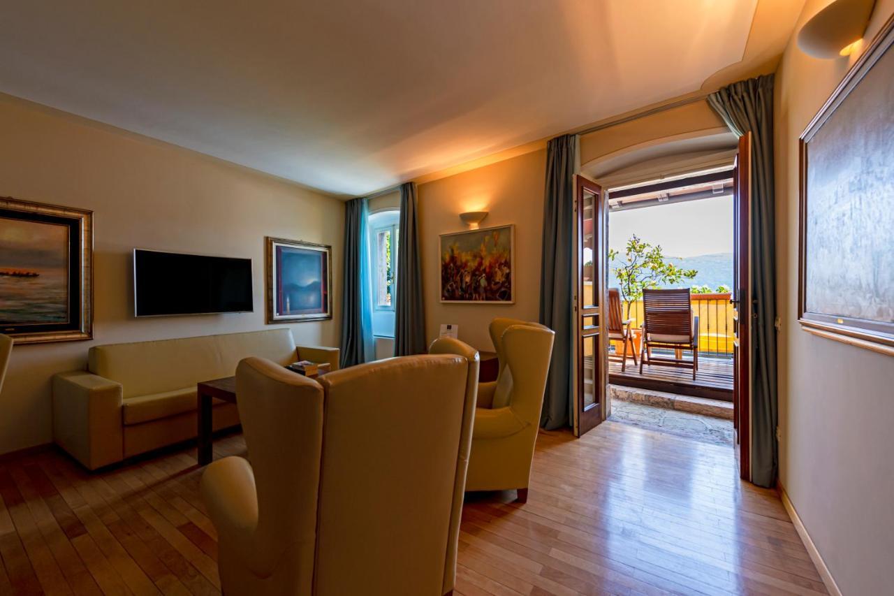 Hotel Baia D'Oro - Adults Only 가르냐노 외부 사진